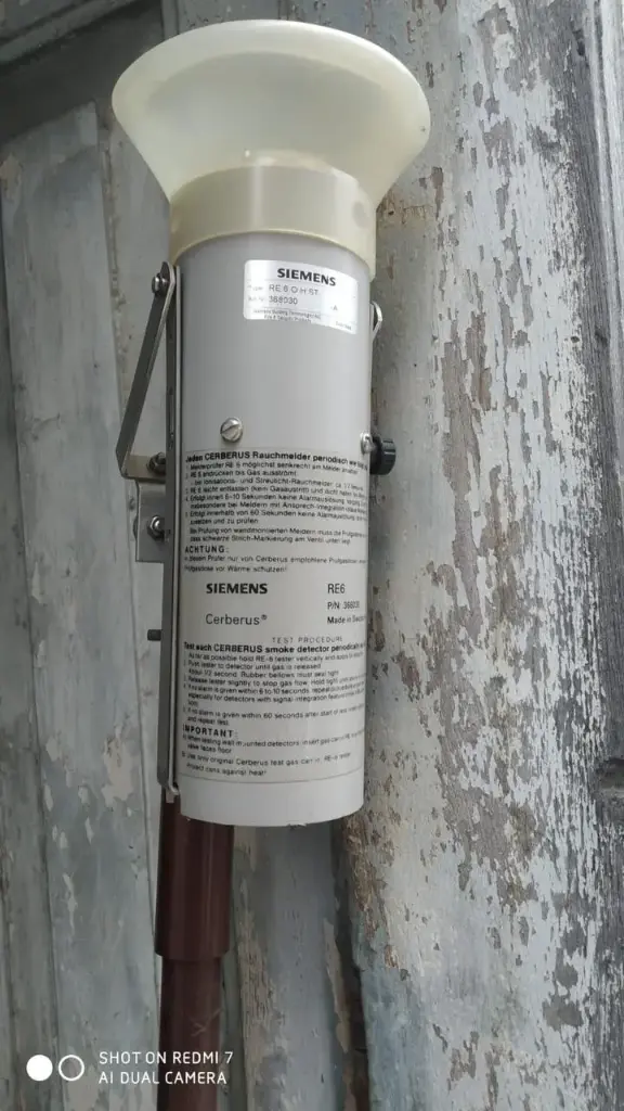 SIEMENS SMOKE DETECTOR TESTER RE6 O.H.ST. 368030-A