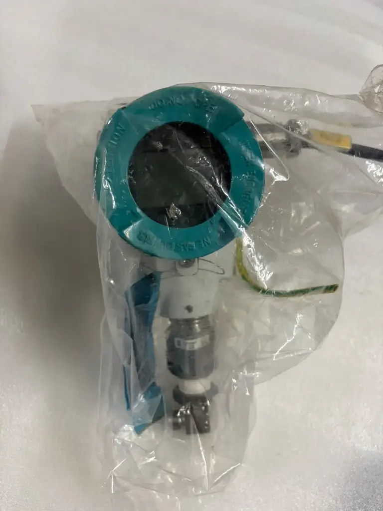 Siemens SITRANS P320 Pressure Transmitter 7MF0300-1OE11-5CF2-Z