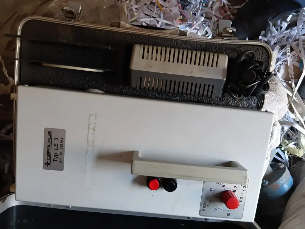 CERBERUS TYP LE3 FLAME DETECTOR TESTER ART.NR.366951