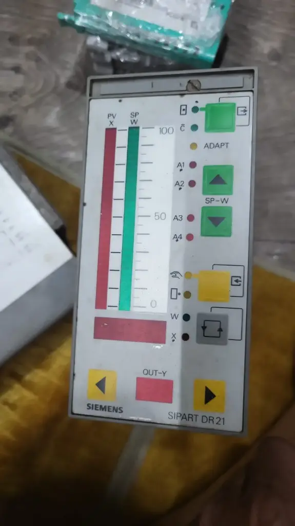 Siemens 6DR2100-5 SIPART DR21 Processor Controller