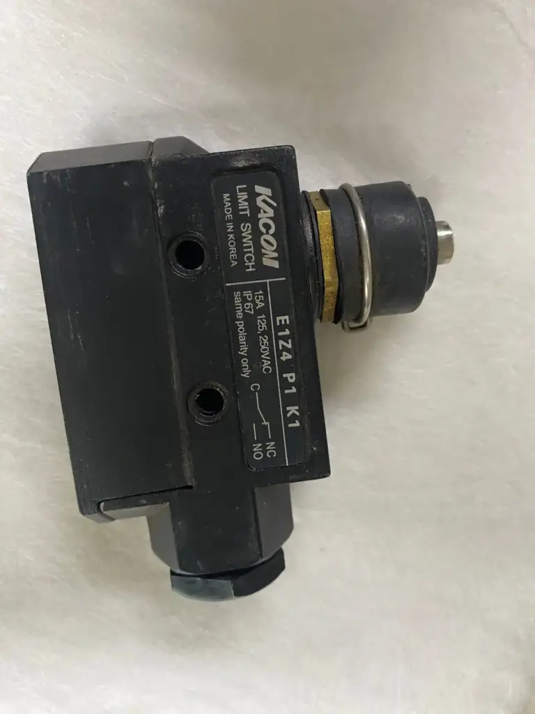 Kacon E1Z4 P1 K1 Micro Limit Switch 15A 125, 250VAC
