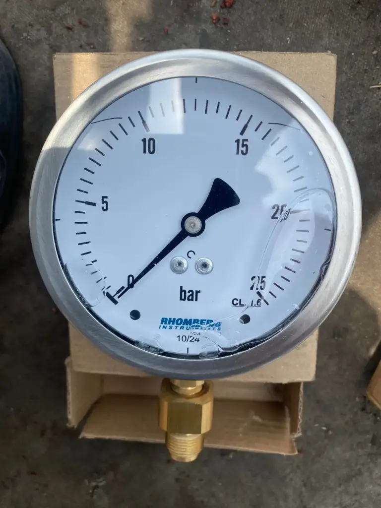 Rhomberg 0-25 Bar Pressure Gauge 100mm Dial