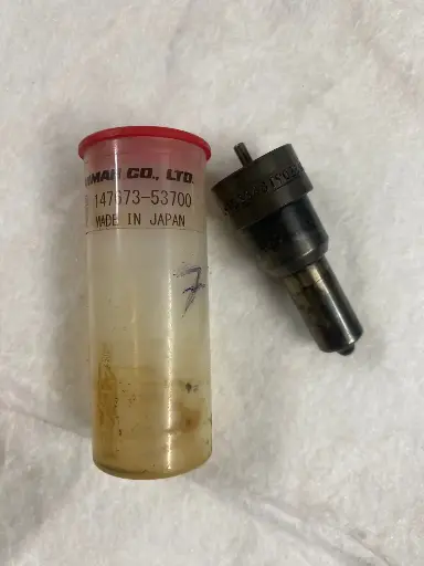 NEW YANMAR N21 SPARES 147673-53700 NOZZLE ASSY