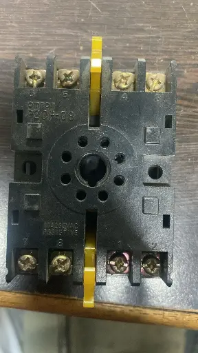 Omron P2CF-08 Relay Socket